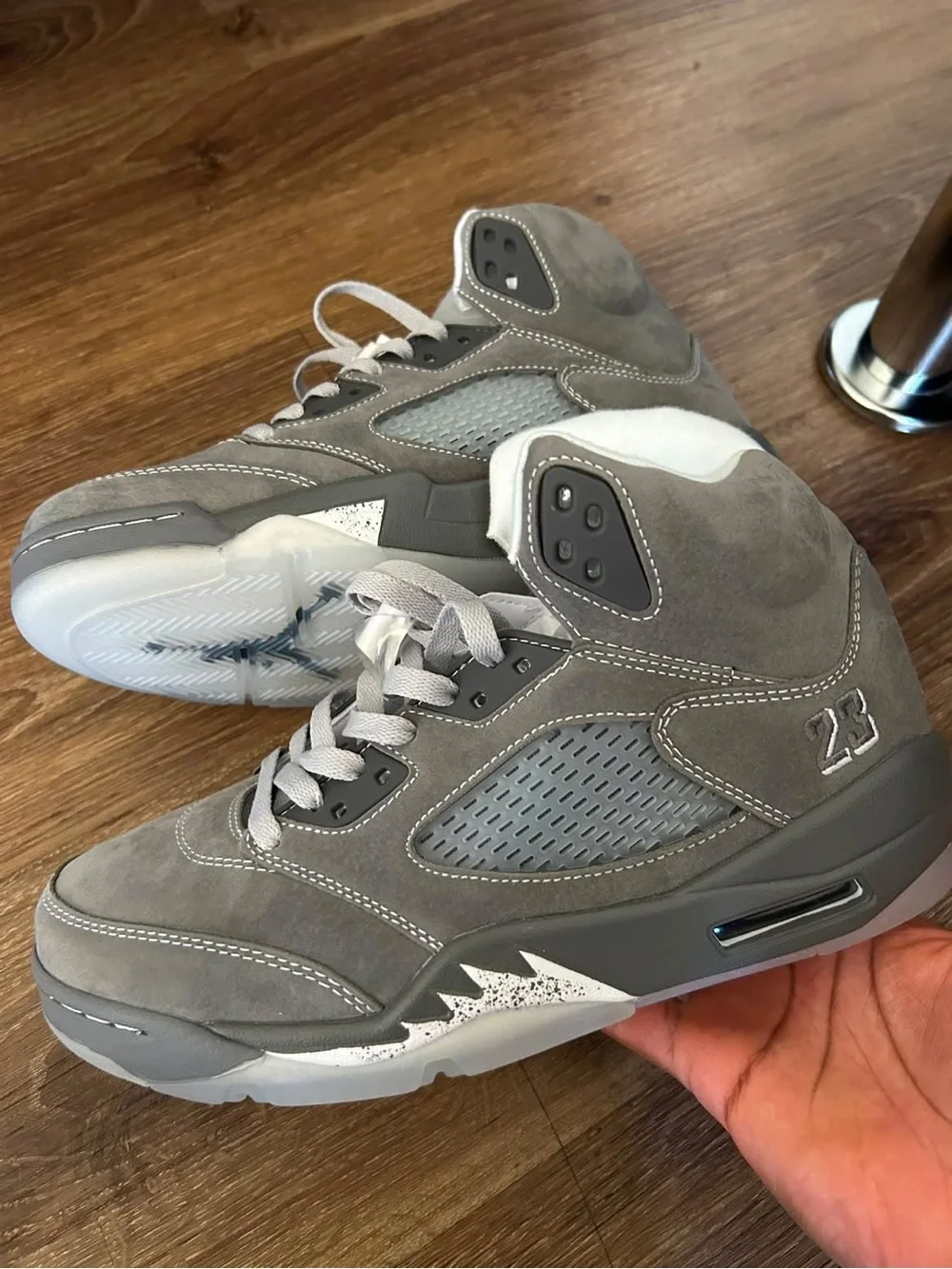 Jordan 5 wolf grey
